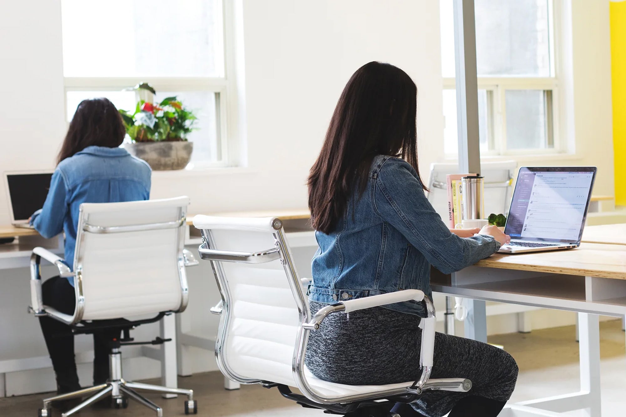 AMZdeco-about-us-the background of the sisters' work